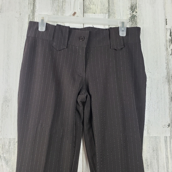 I.L.U brown and white striped flare dress pants juniors size 7 - Picture 2 of 12
